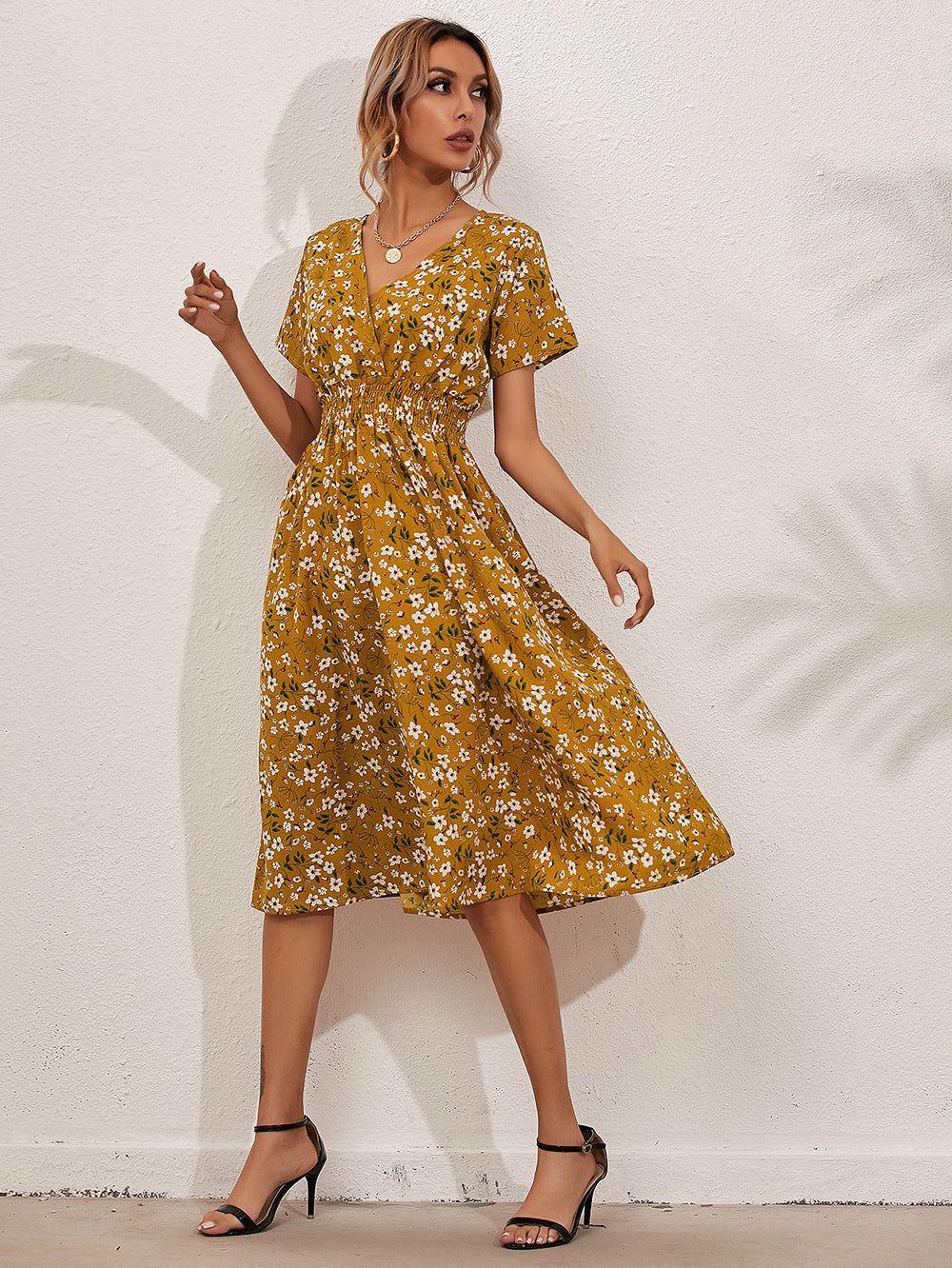 Fashion Casual Small Floral Short-sleeved Midi Dresses Newgew Dresses
