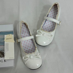 Versatile Low-Cut Bow Shoes PinTow