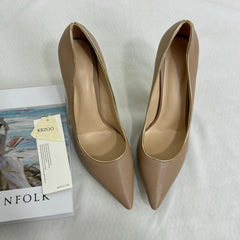 Pointed-Toe Low-Heeled Shoes PinTow