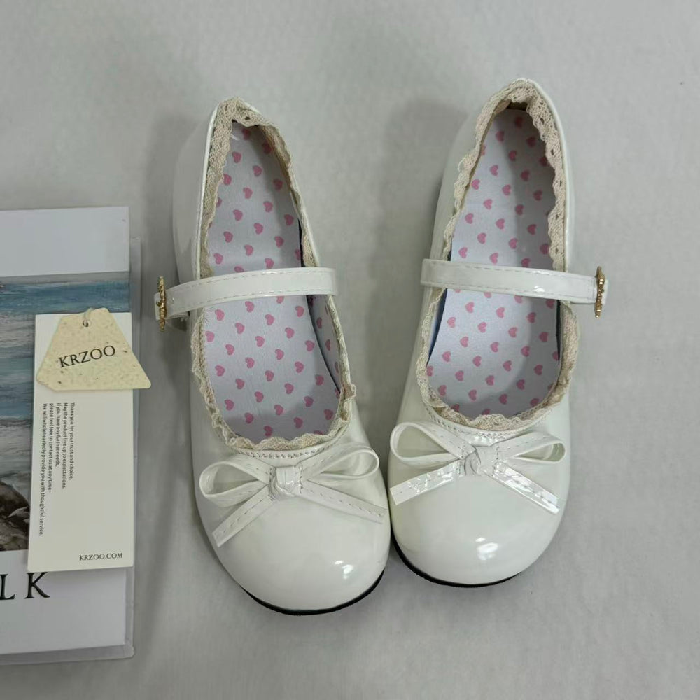 Versatile Low-Cut Bow Shoes PinTow