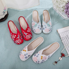 Women's Flat Soft Bottom Retro Button Embroidery Ancient Canvas Shoes Newgew
