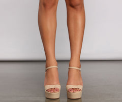 The Classic Diva Platform Block Heels Newgew
