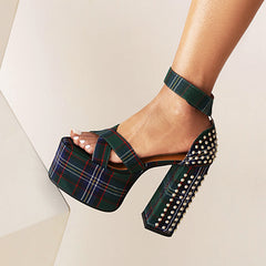 Elizabeth Platform Chunky Heel Studded Plaid Sandals NEW GEW