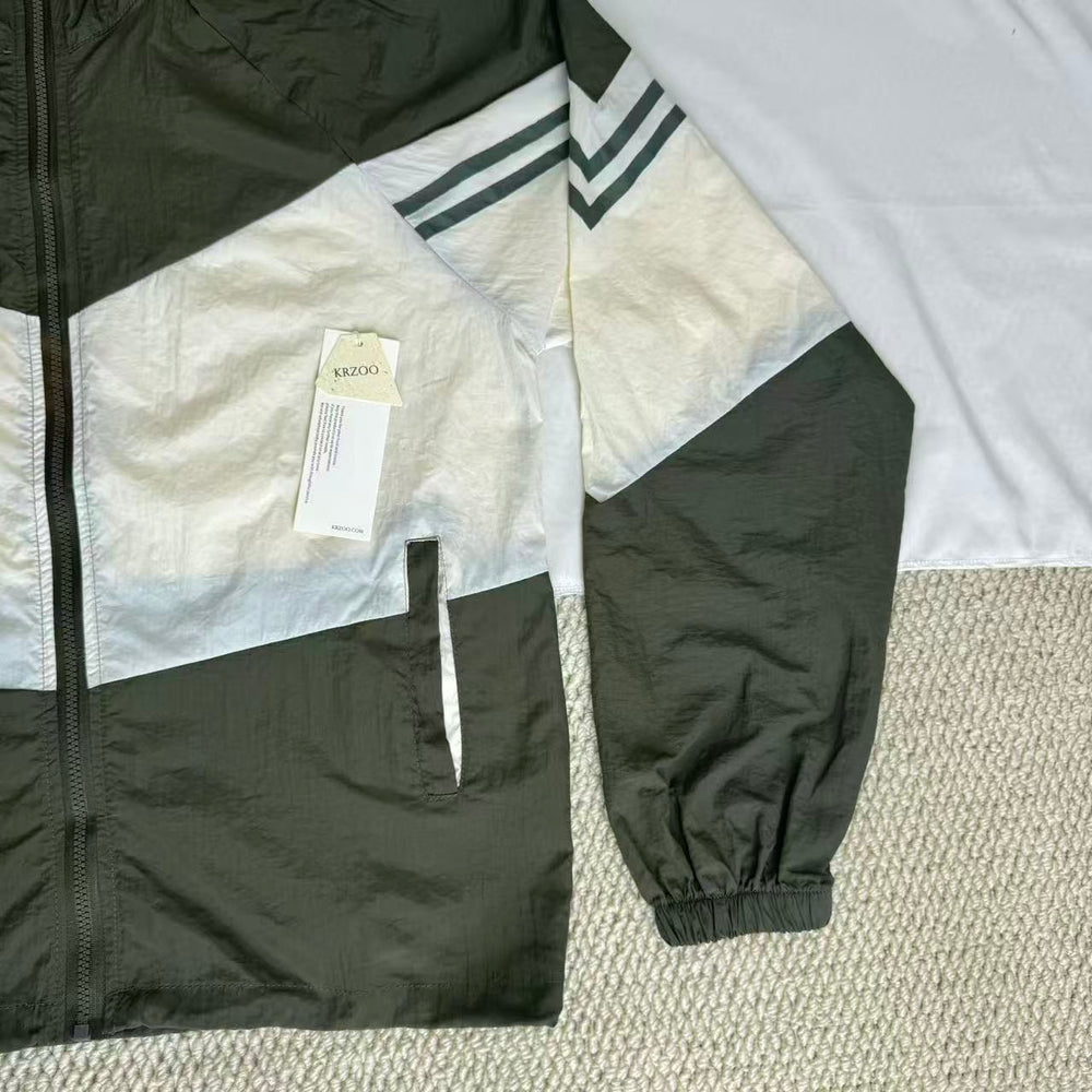 Contrasting Color Sun Protection Jacket PinTow