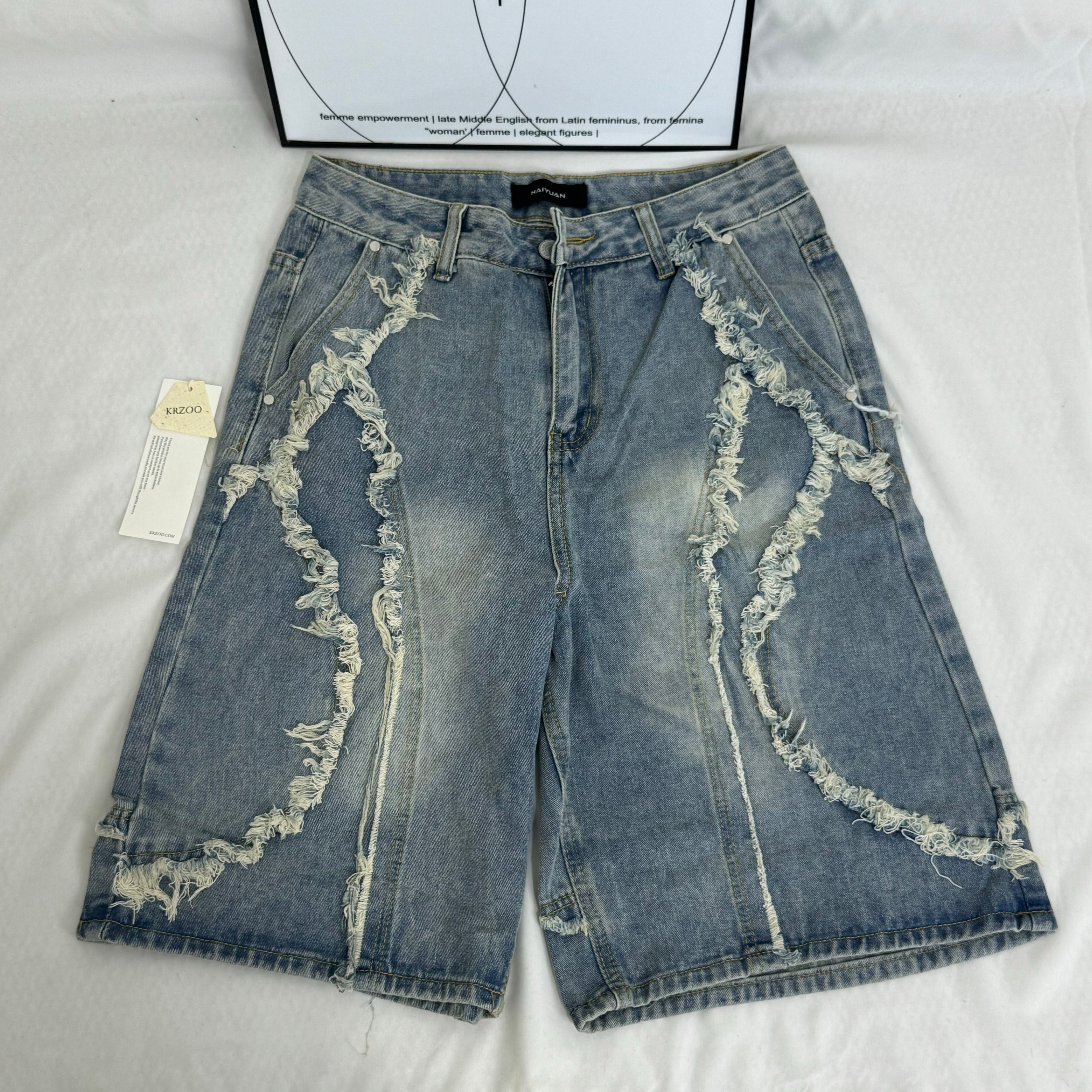 Vintage-Styled Cat Whisker Denim Shorts PinTow