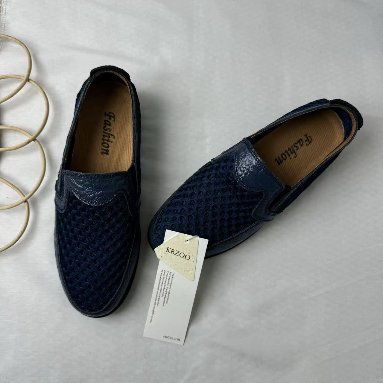 Breathable Mesh Leather Shoes PinTow