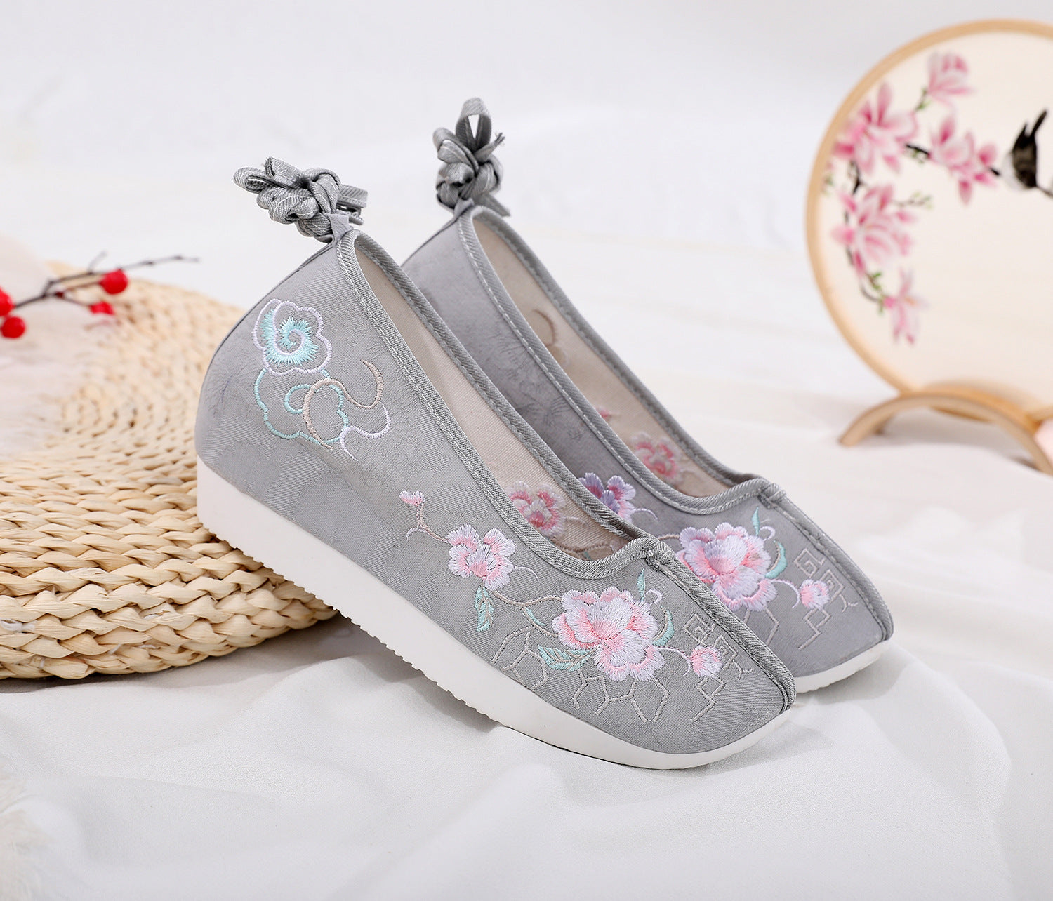 For Han Chinese Clothing Round Head Female Canvas Shoes Newgew