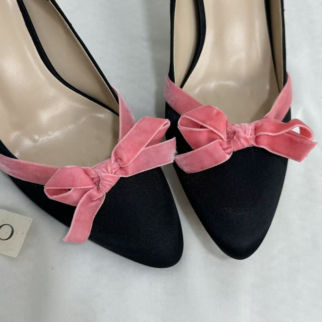 Bow-Knot Low-Cut High Heels PinTow