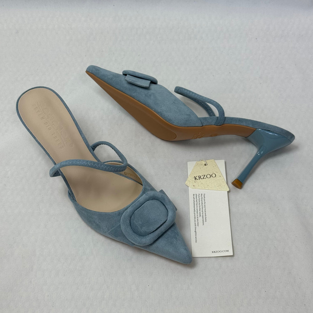 Low-Cut, Narrow Heel, Pointed-Toe High Heels PinTow