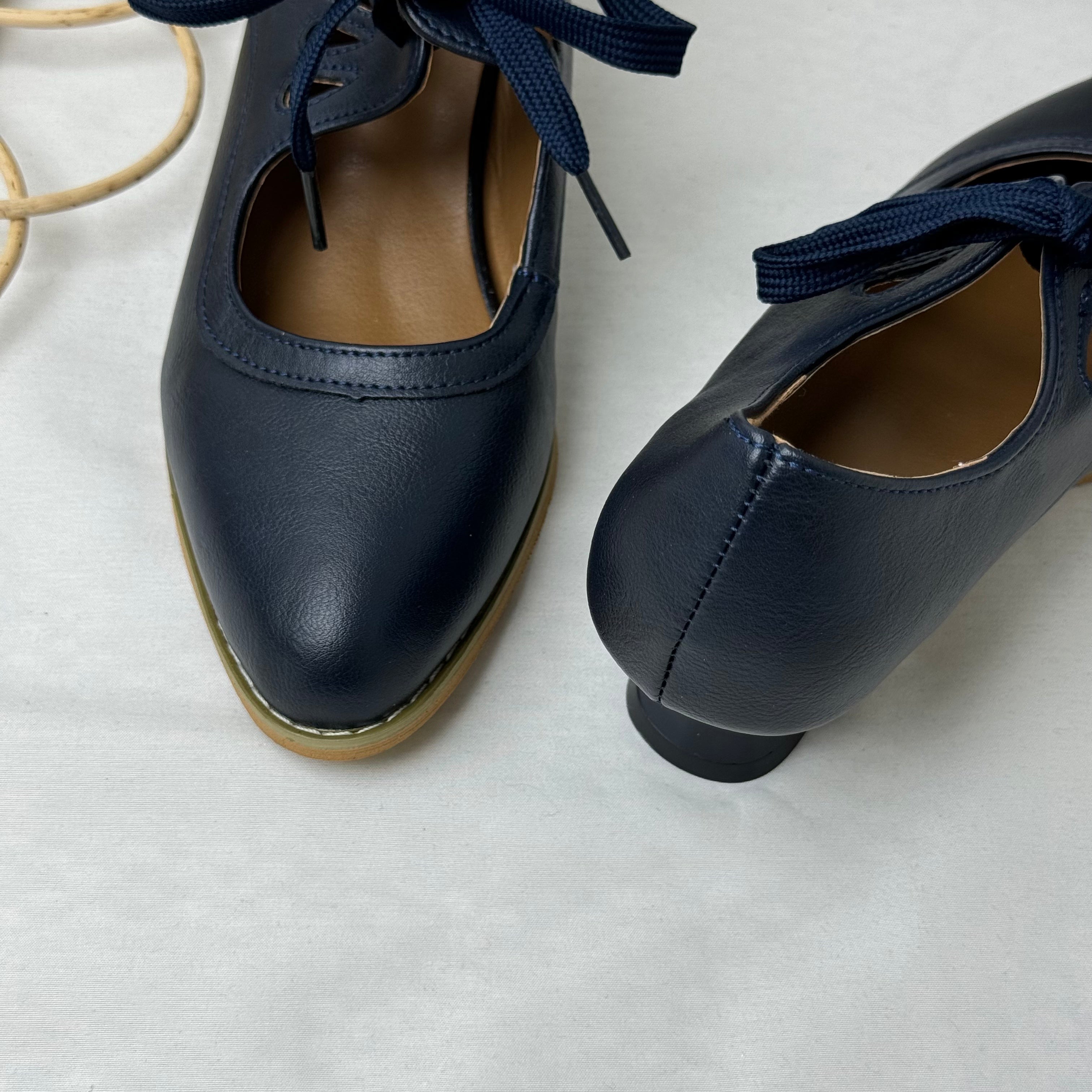 Cut-Out Lace-Up High-Heeled Casual Shoes PinTow