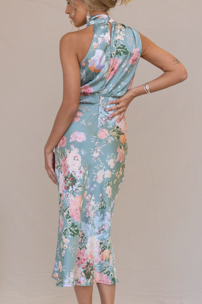 Wine Country Dates Floral Halter Neck Elastic Waist Maxi Dress Newgew Dresses