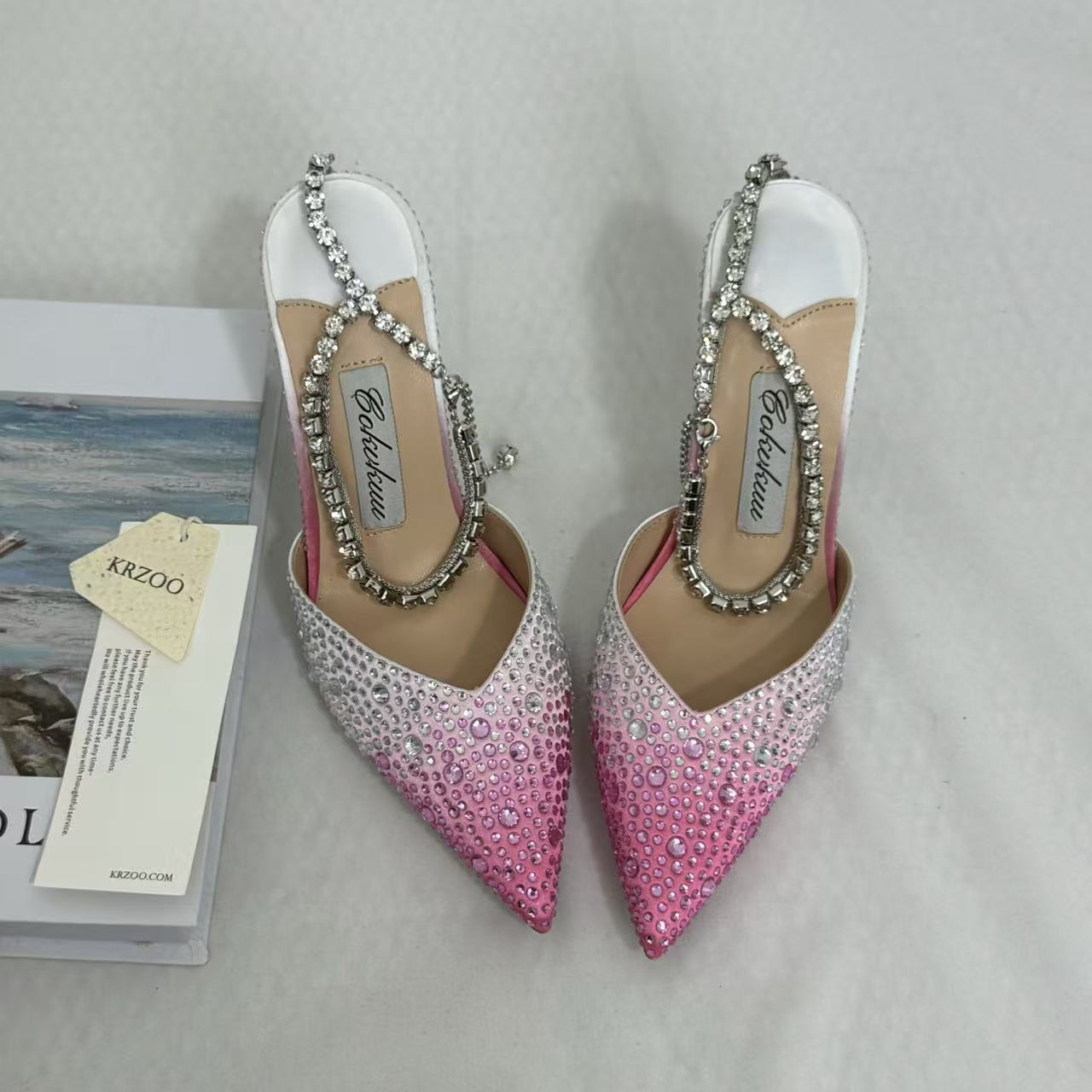 Gradient Pink Closed-Toe Sandals PinTow