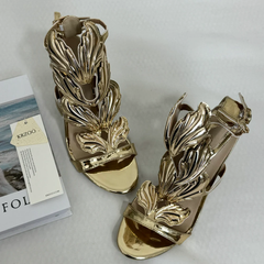 Stiletto Sandals With Metal Wings PinTow