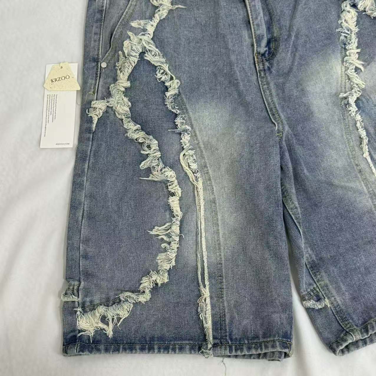 Vintage-Styled Cat Whisker Denim Shorts PinTow