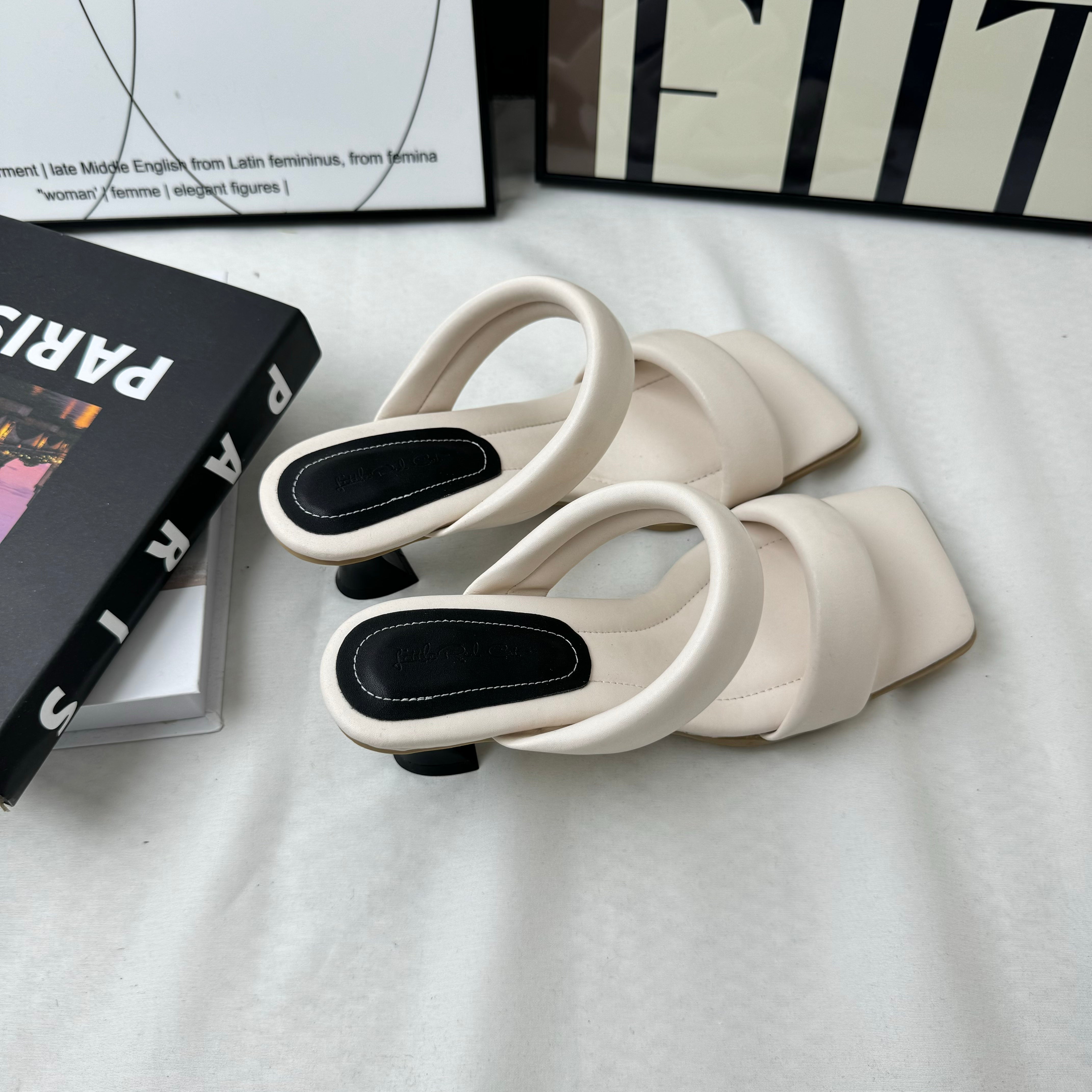 Soft Leather Slip-Resistant Slippers PinTow
