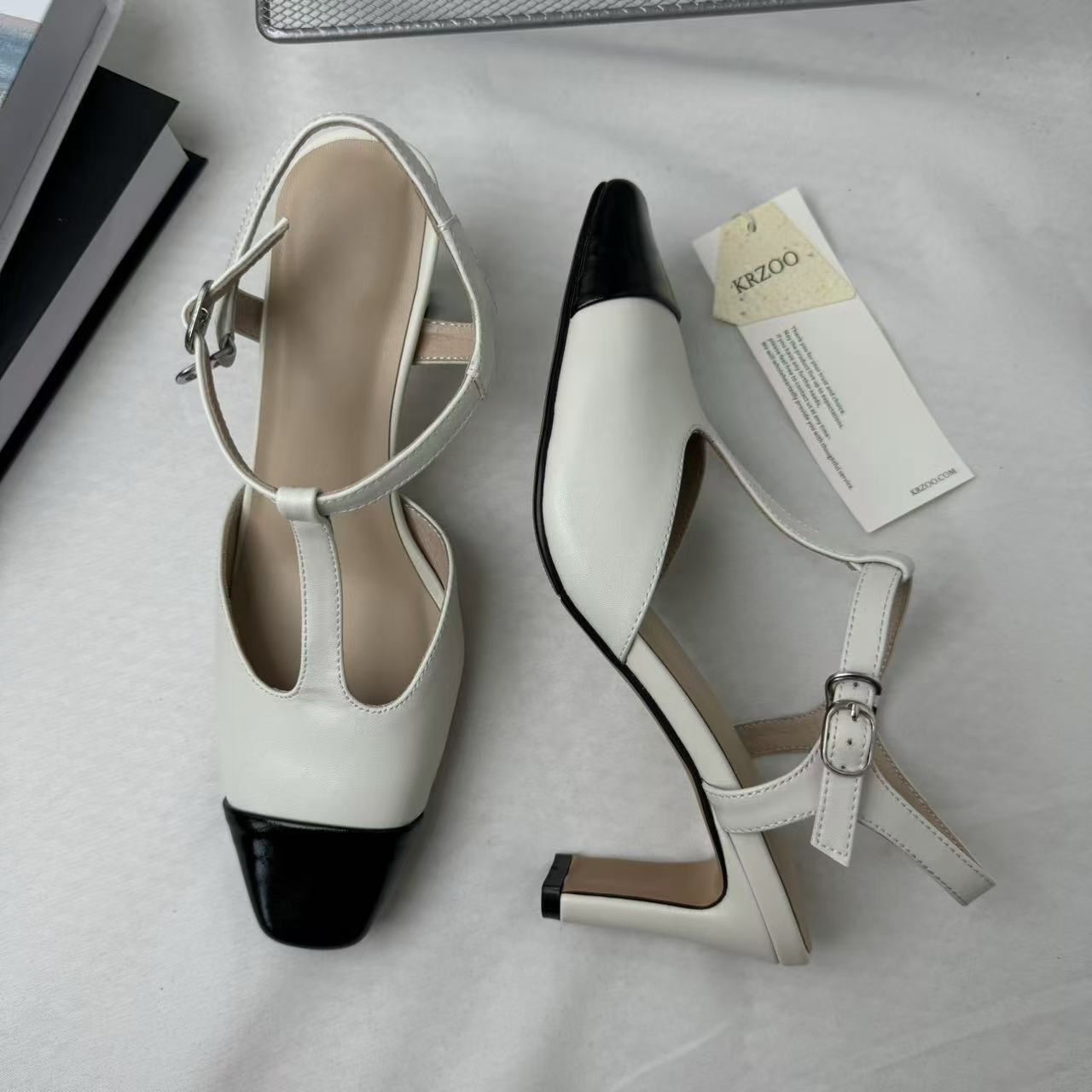 Retro Color-Block Open-Toe Sandals PinTow