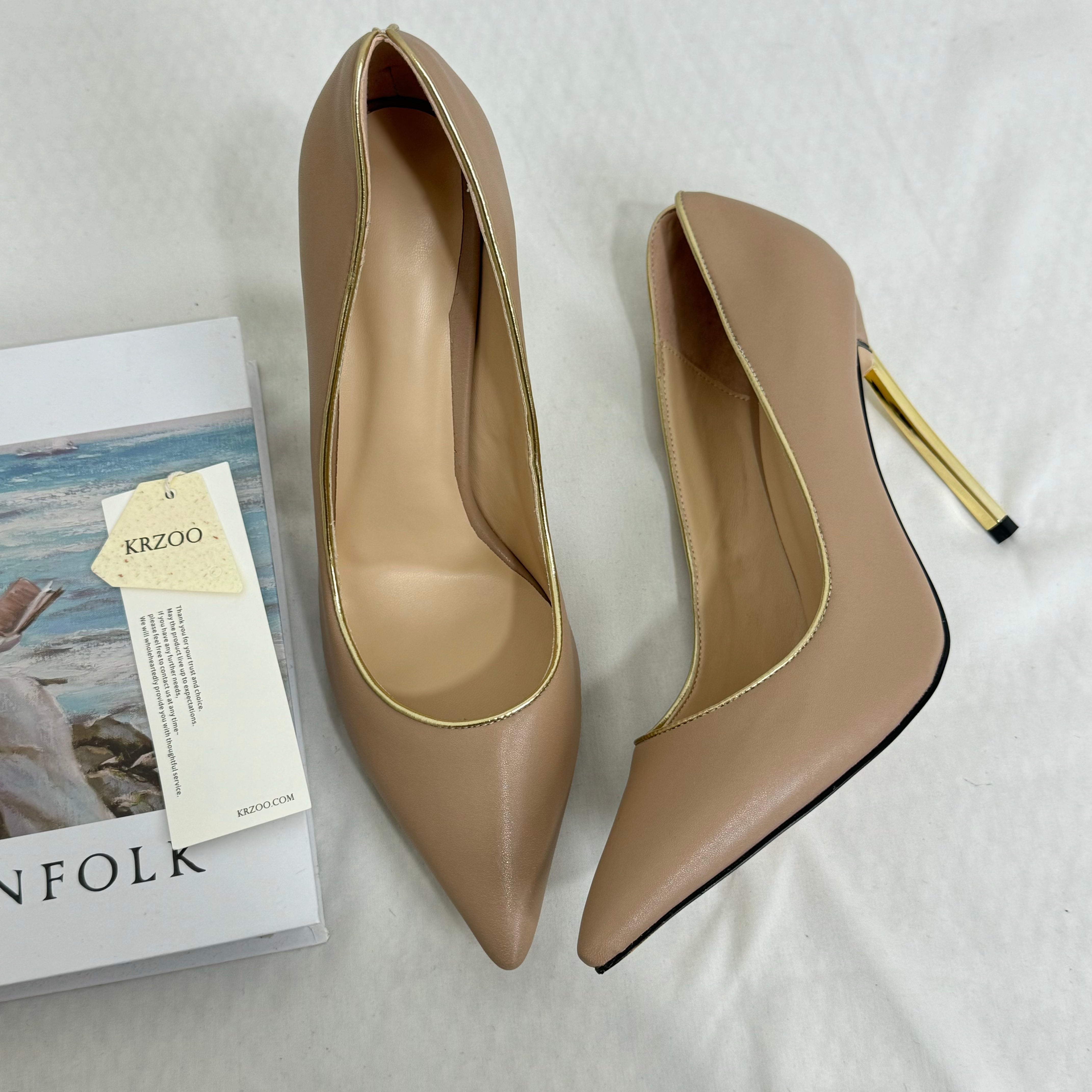 Pointed-Toe Low-Heeled Shoes PinTow