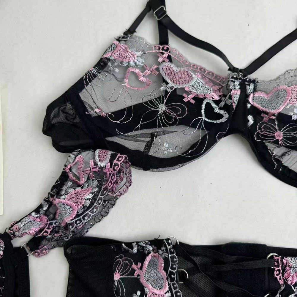 Embroidered netting three-piece set PinTow