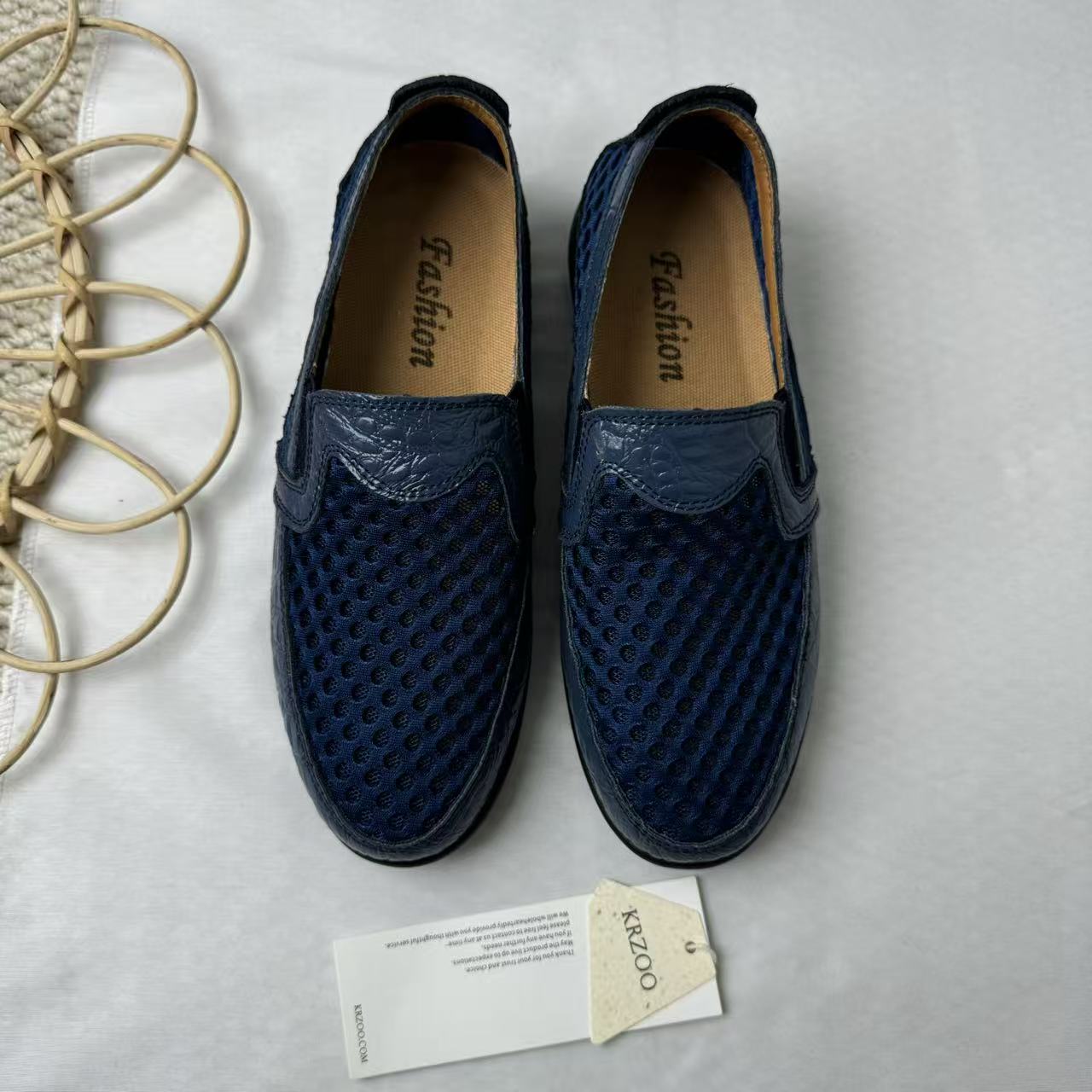 Breathable Mesh Leather Shoes PinTow