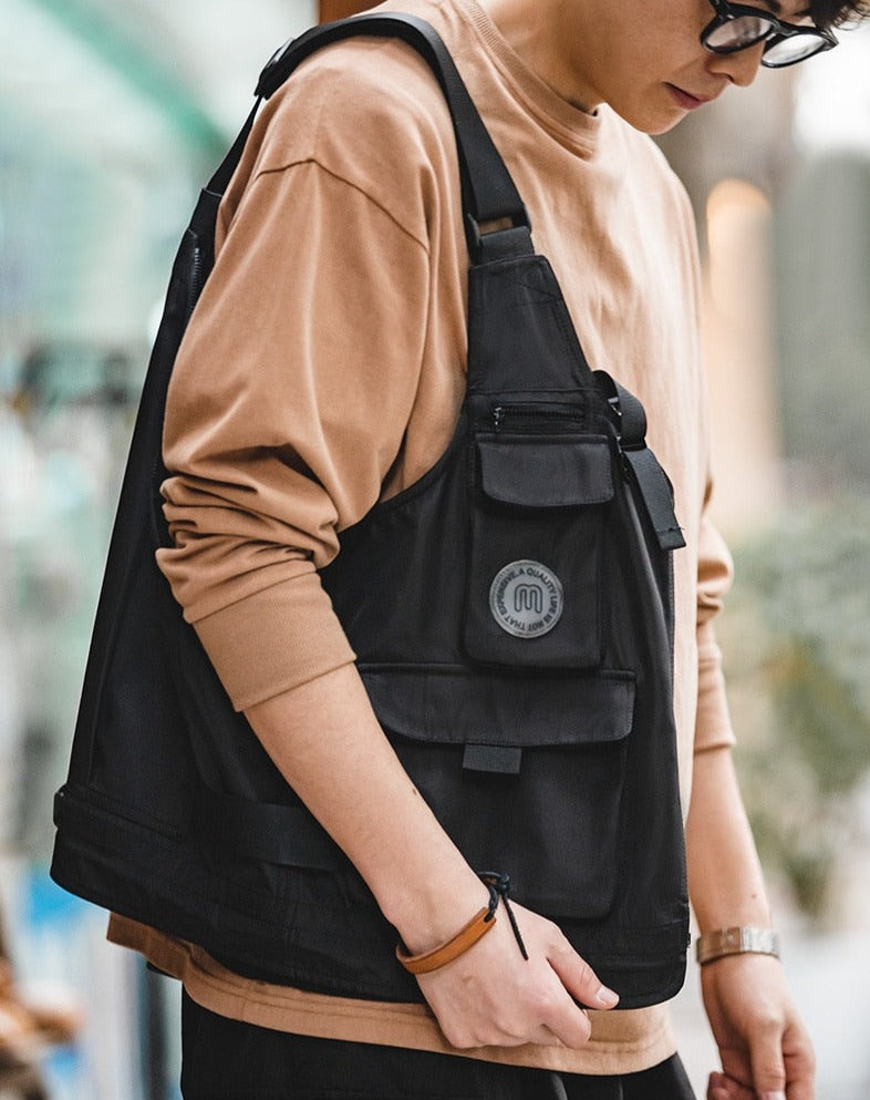 Convertible 2-in-1 Utility Vest/Bag Newgew