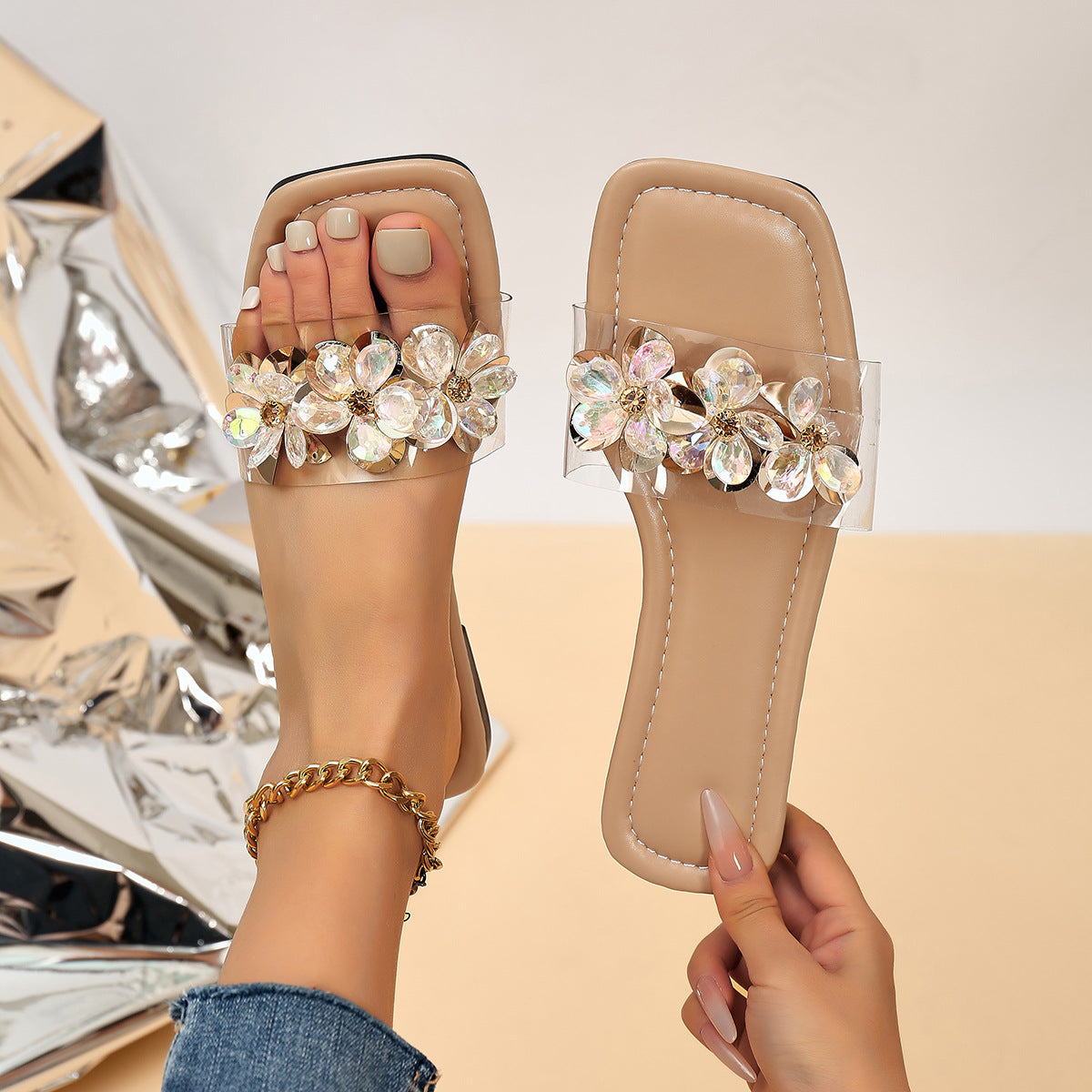 Fashion Flat-Heel Beach Shoes Rhinestone Flowers Sandals NewGew