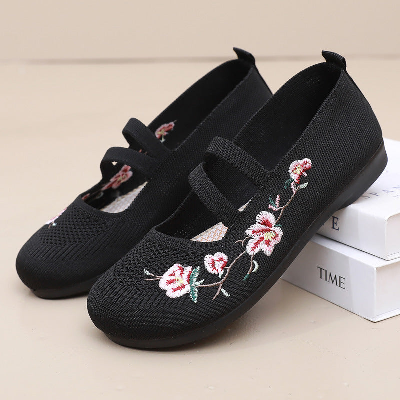 Women's Low-cut Mom Old Beijing Cloth Fly Canvas Shoes Newgew