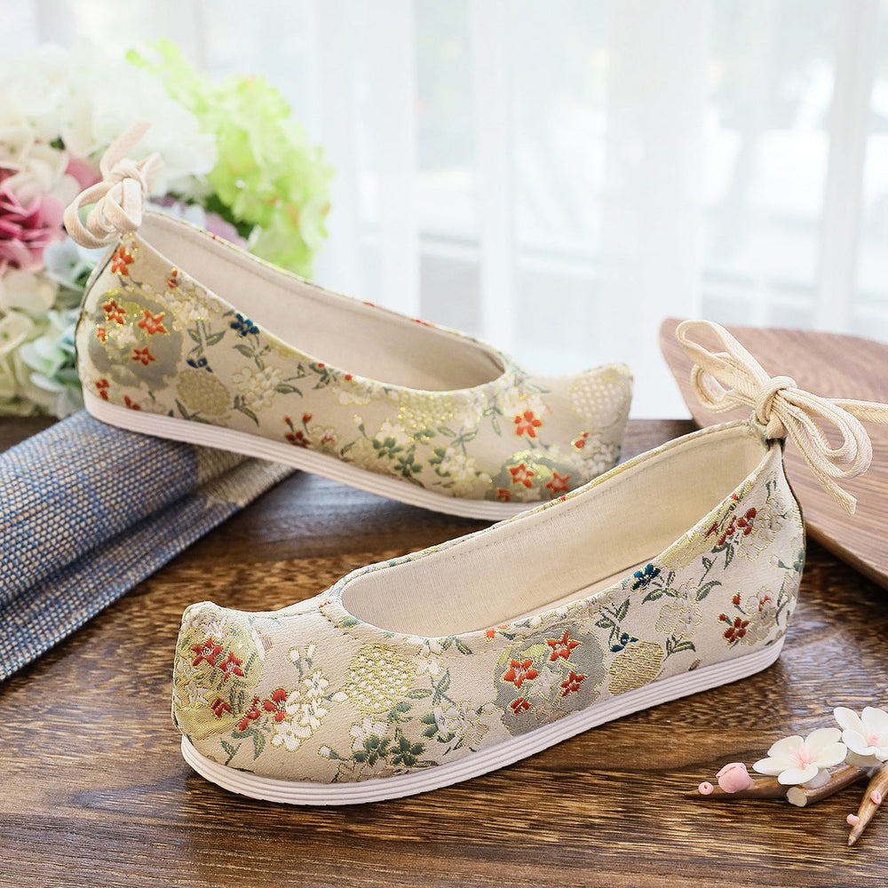 Women's Pumps For Chinese Clothing Everted Toe Strong Cloth Canvas Shoes Newgew