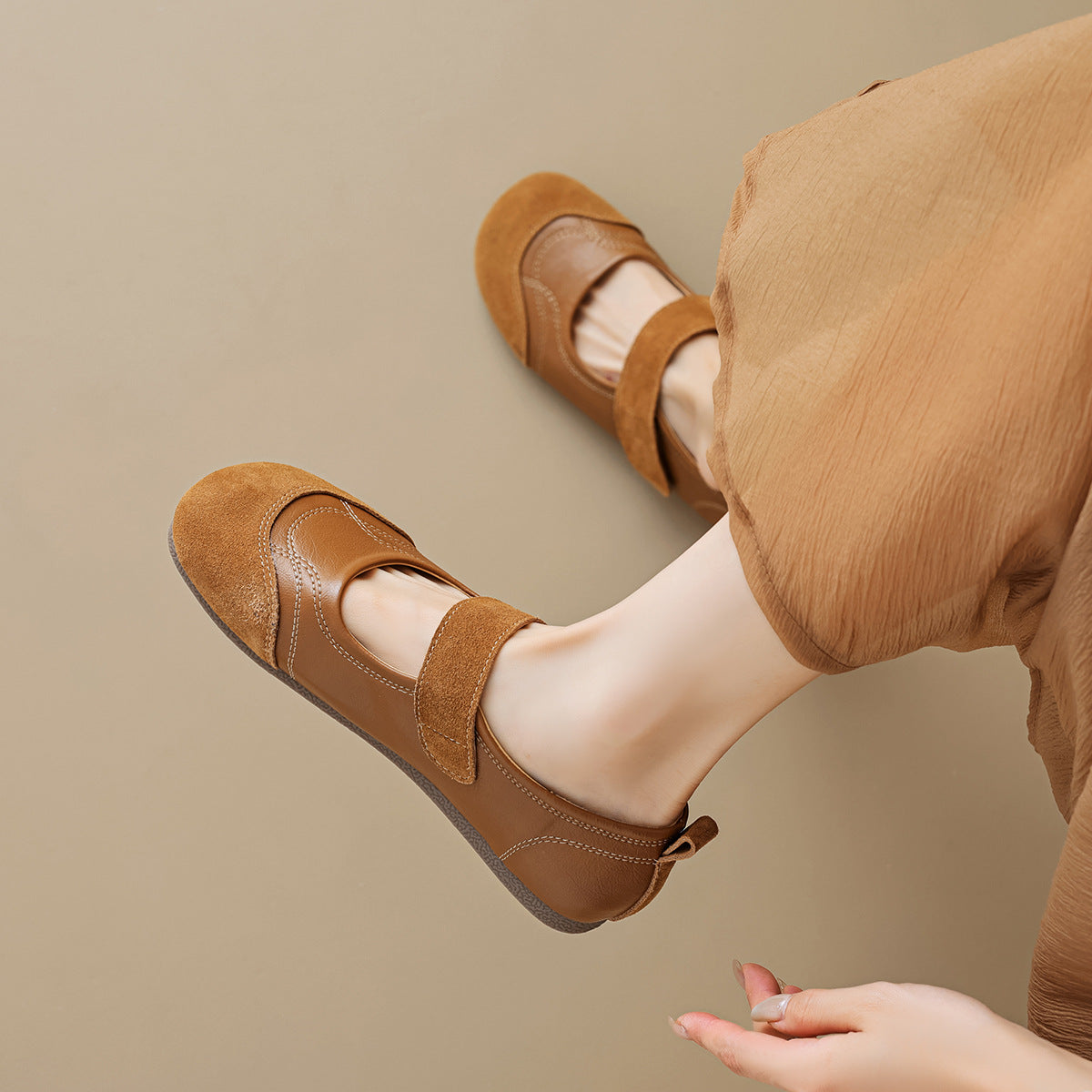 Women Retro Patchwork Leather Soft Casual Shoes Newgew Shoes