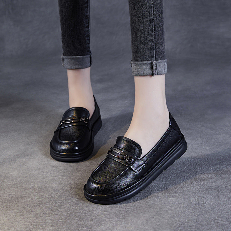 Women Retro Soft Leather Flat Casual Shoes Newgew Shoes