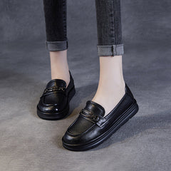 Women Retro Soft Leather Flat Casual Shoes Newgew Shoes