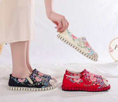 Women's Beijing Cloth Soft Bottom Ethnic Style Embroidery Canvas Shoes Newgew
