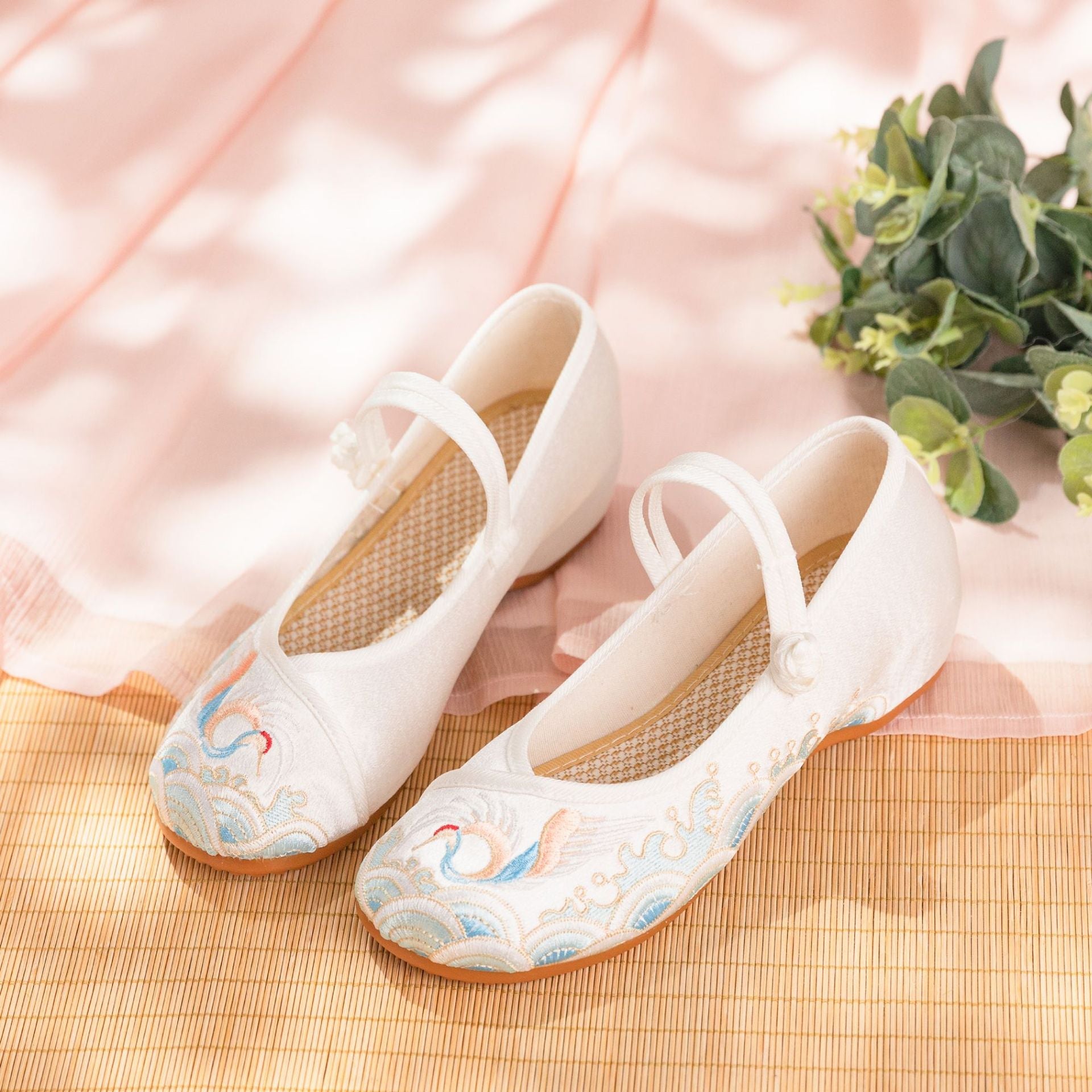 Women's Smoke Summer And Han Elements Mercerizing Satin Canvas Shoes Newgew