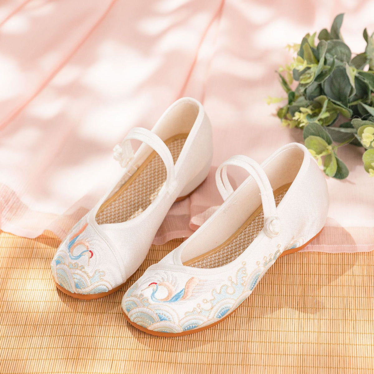 Women's Smoke Summer And Han Elements Mercerizing Satin Canvas Shoes Newgew