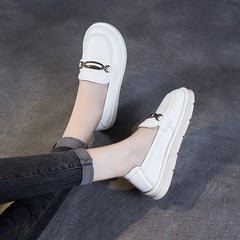 Women Retro Soft Leather Flat Casual Shoes Newgew Shoes