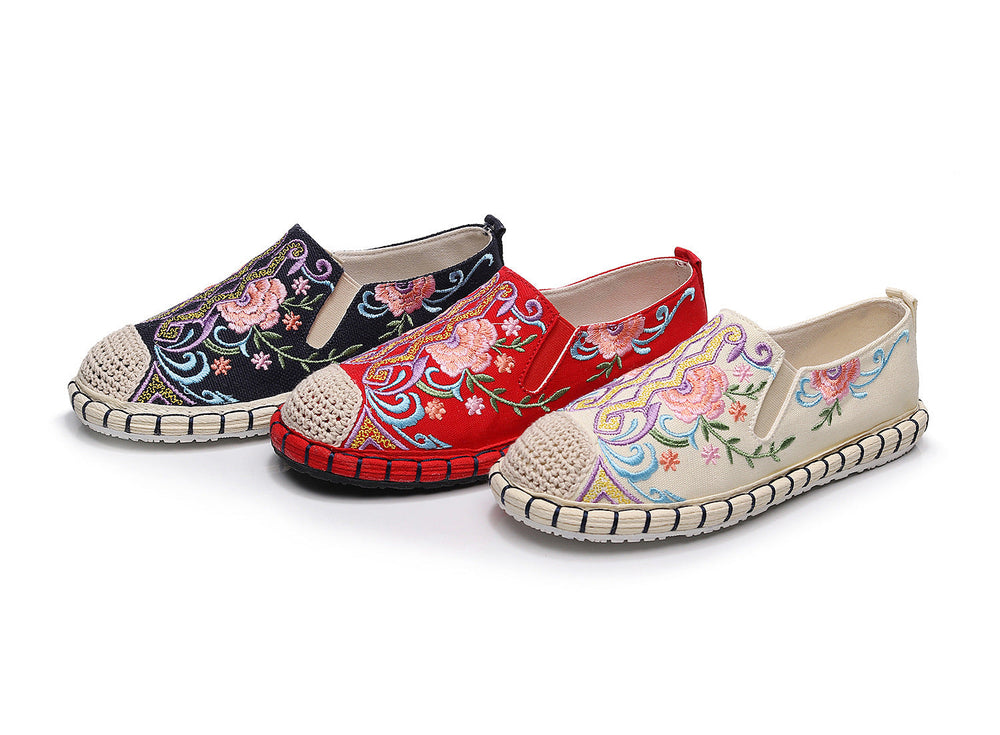 Women's Beijing Cloth Soft Bottom Ethnic Style Embroidery Canvas Shoes Newgew