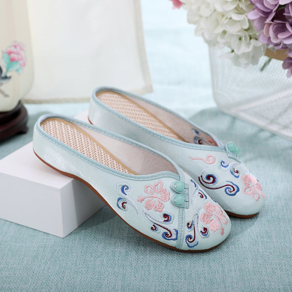 Women's Flat Soft Bottom Retro Button Embroidery Ancient Canvas Shoes Newgew