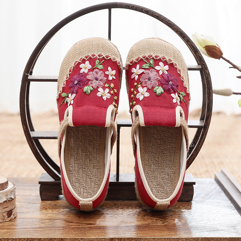 Women's Style Ribbon Embroidery Floral Pattern Ancient Canvas Shoes Newgew