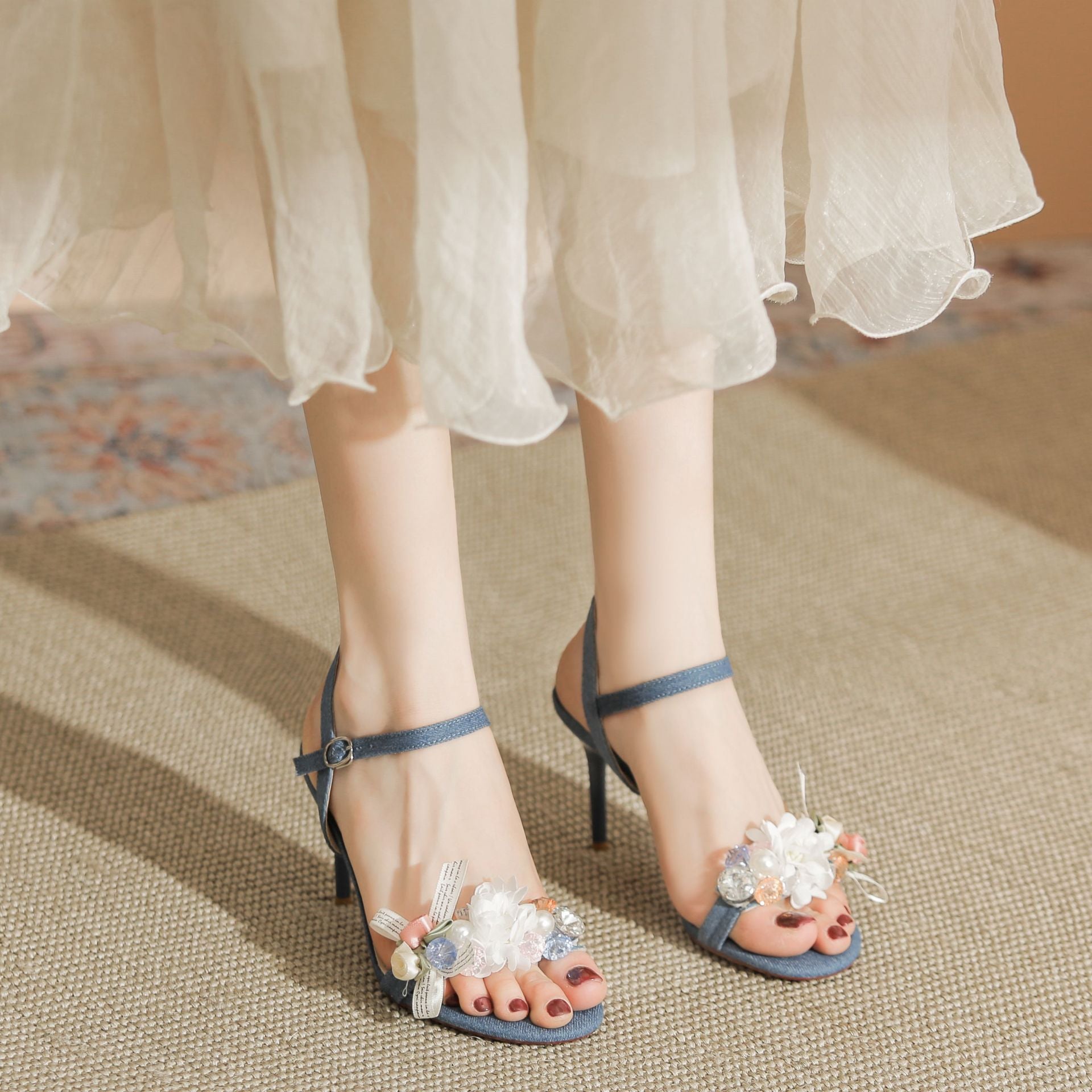 Handmade Ankle Strap Heeled Sandals with Flower Decoration Newgew