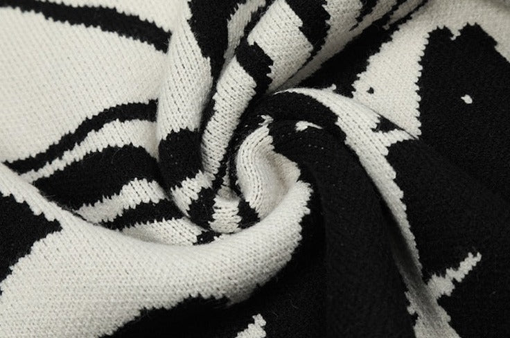 Skeleton Kiss Graphic Sweater Newgew