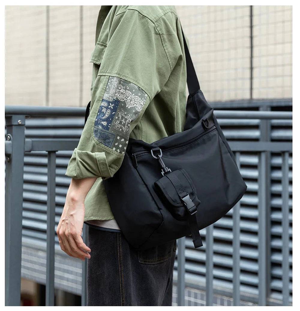 Water-Resistant Messenger Bag Newgew
