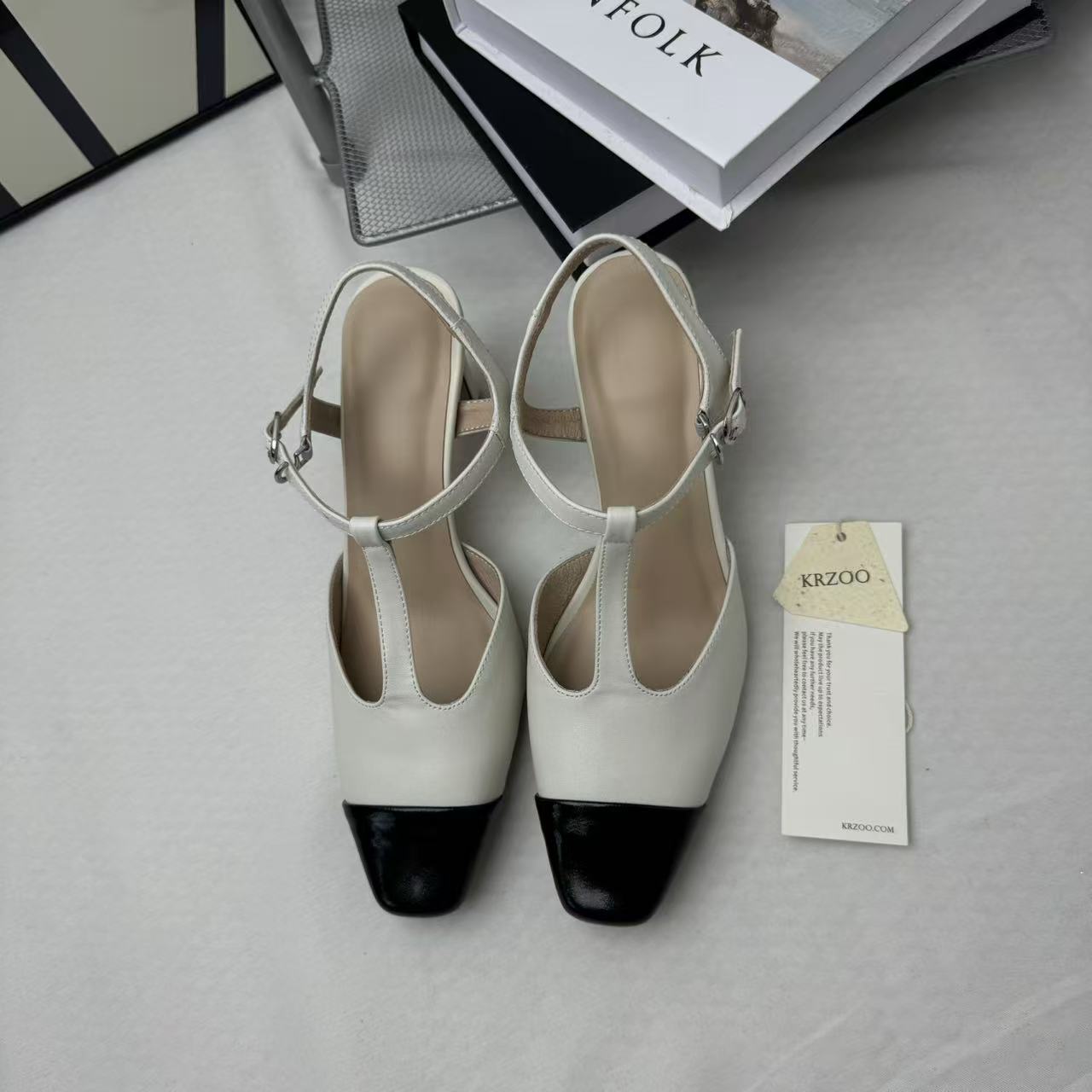 Retro Color-Block Open-Toe Sandals PinTow