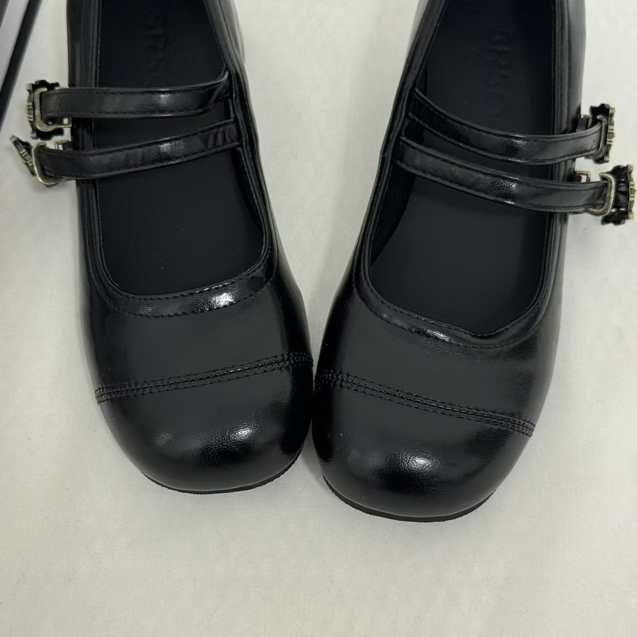 Retro-Style Color-Block Low-Cut Mary Janes PinTow