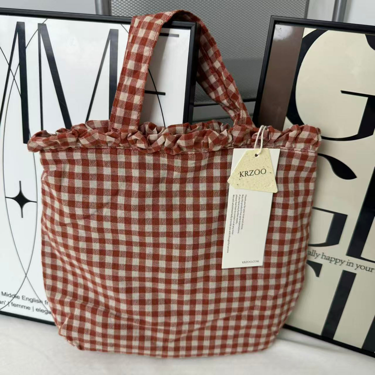 Small Red Handbag With A Checkered Pattern PinTow