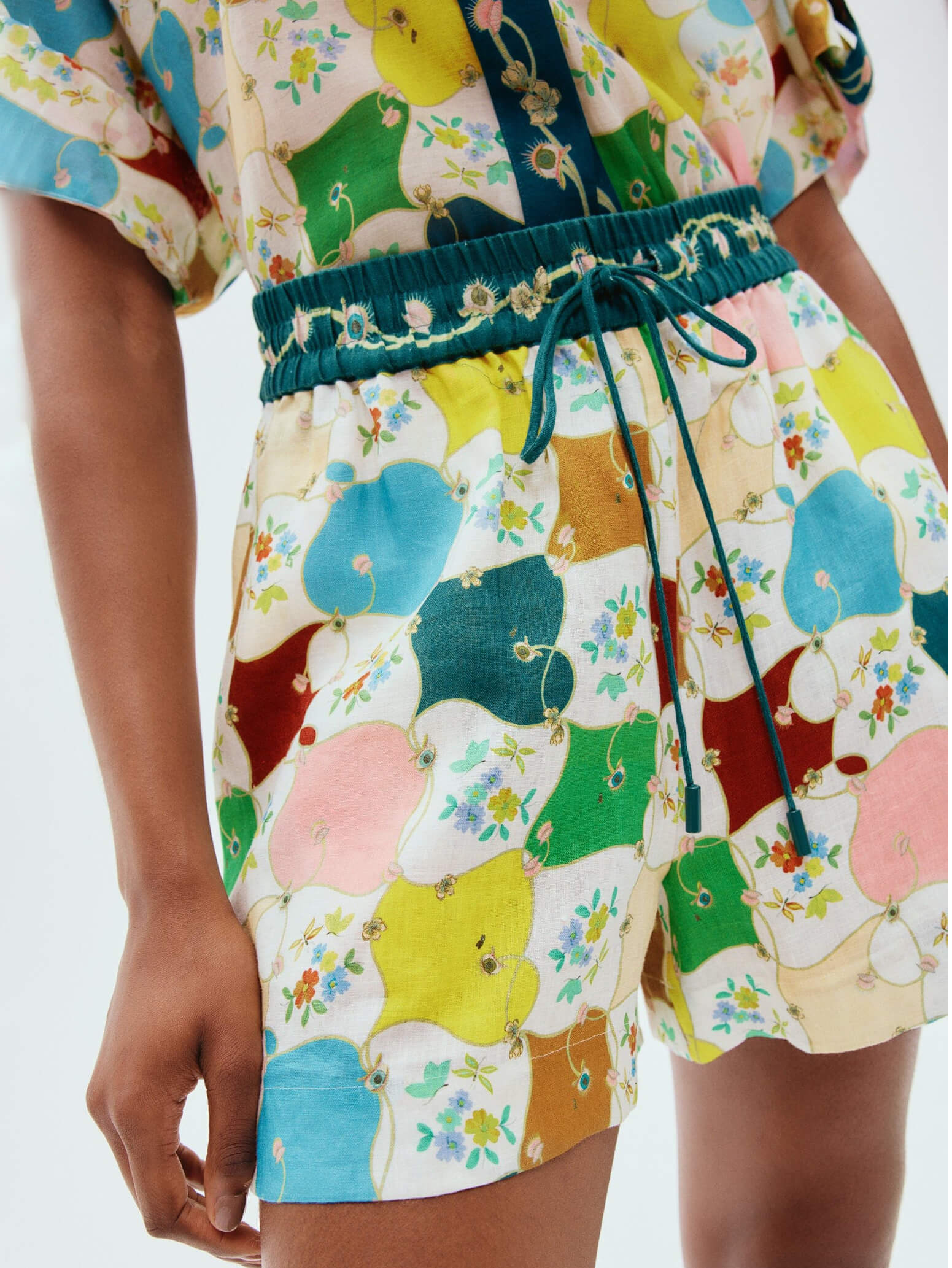 Fashionable Graffiti Print Shirt Shorts Set Newgew Dresses