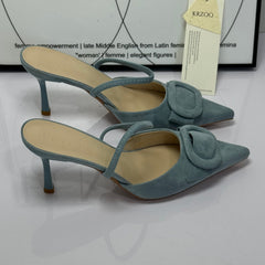 Low-Cut, Narrow Heel, Pointed-Toe High Heels PinTow