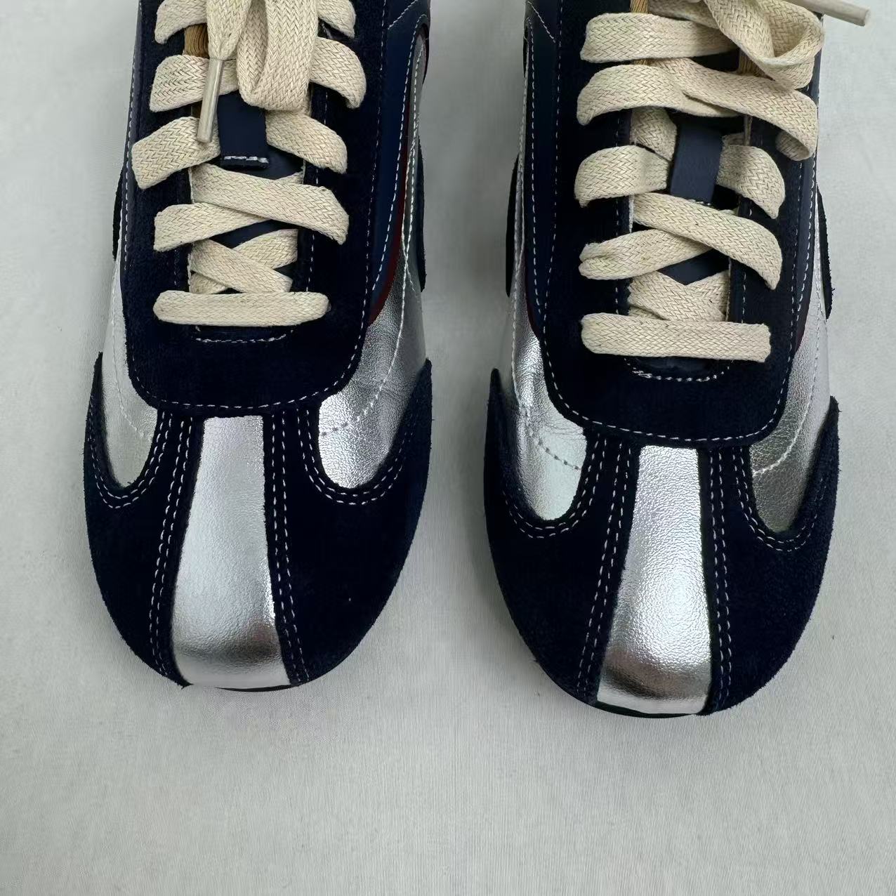 High-Top Thick-Soled Casual Sports Shoes PinTow
