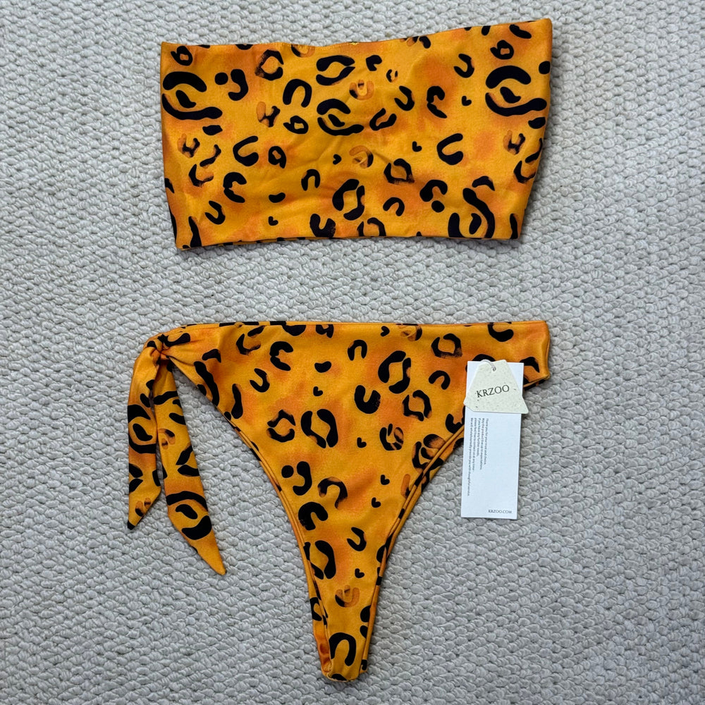 Leopard Print One-Piece Swimsuit PinTow