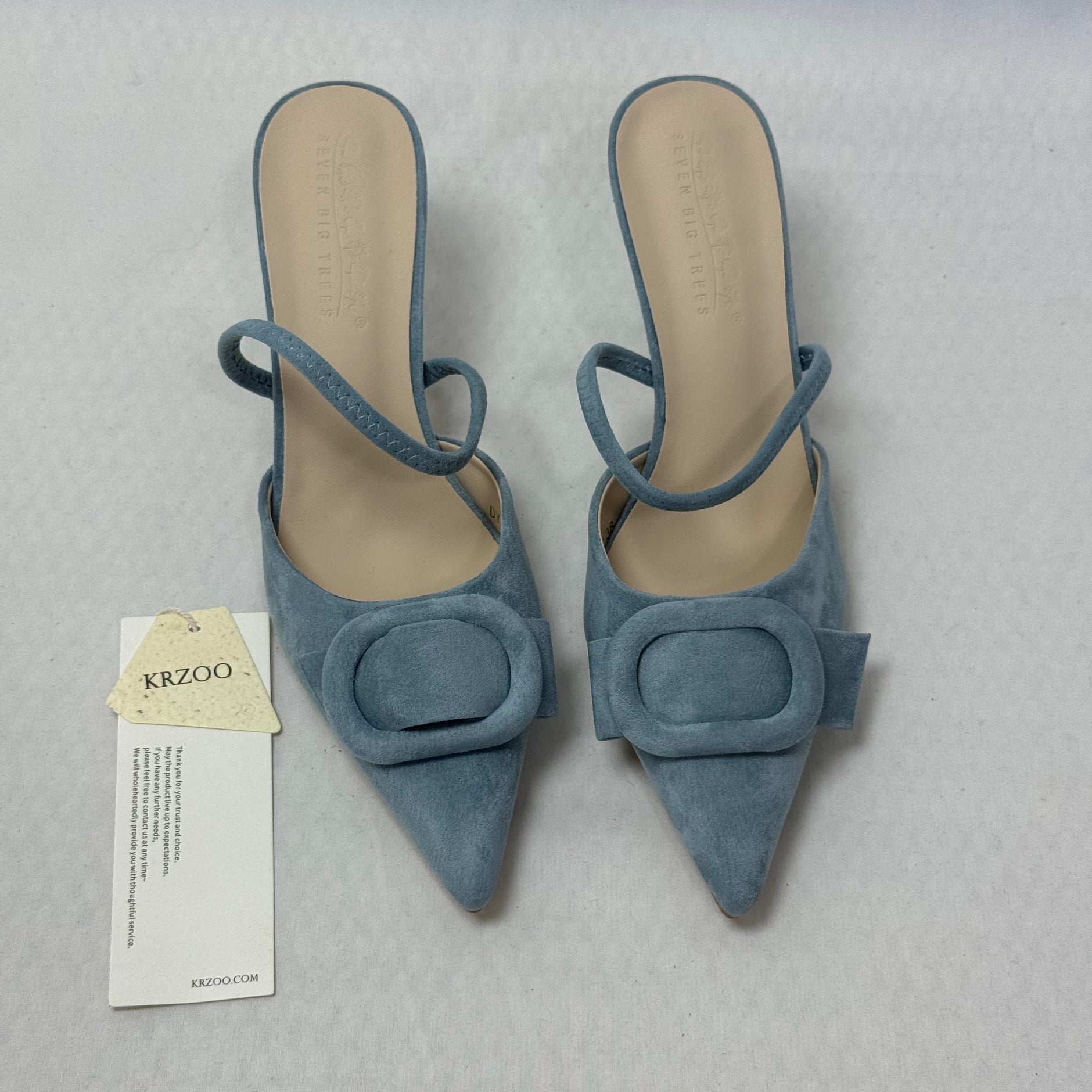 Low-Cut, Narrow Heel, Pointed-Toe High Heels PinTow