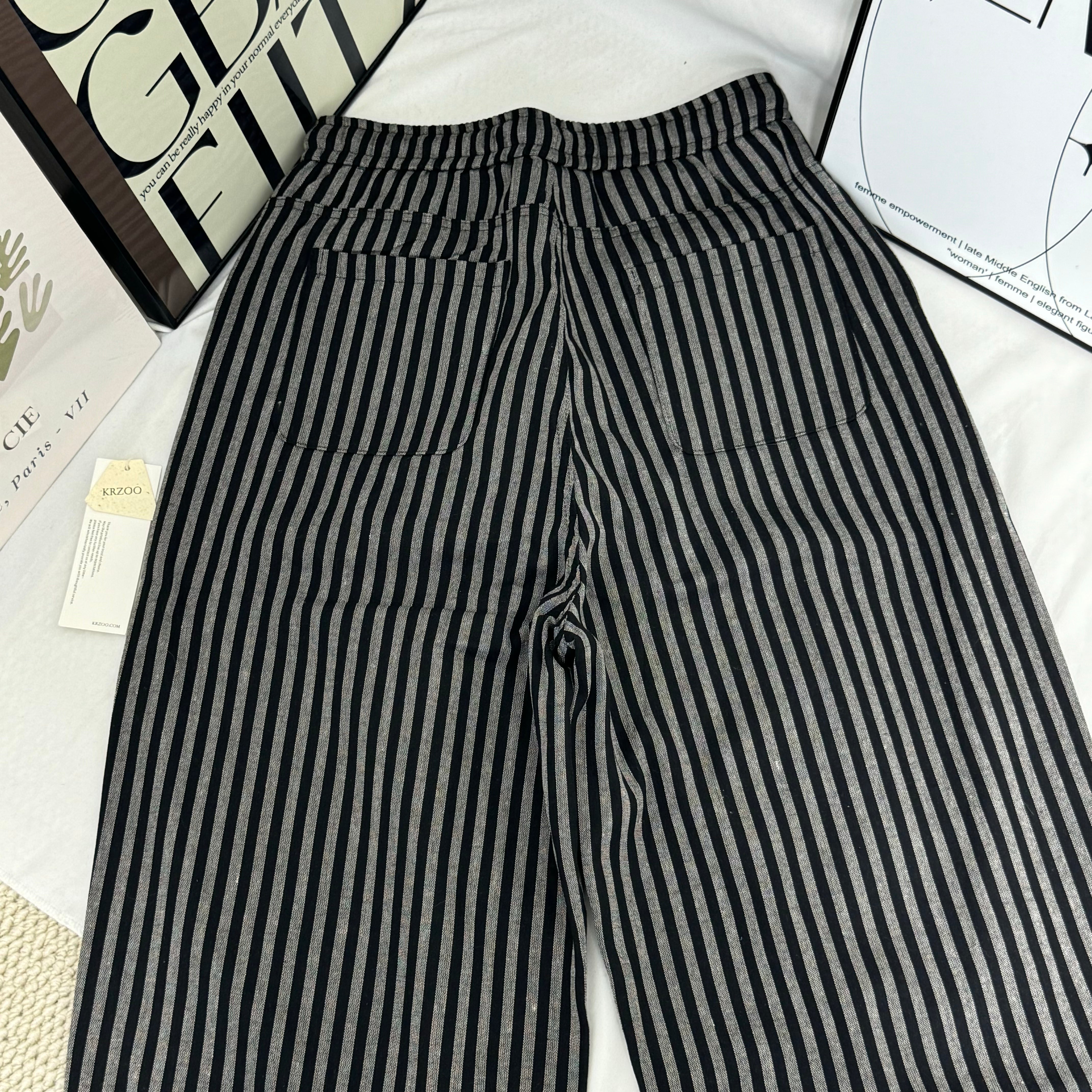 Lazy And Draping Straight-Leg Trousers PinTow