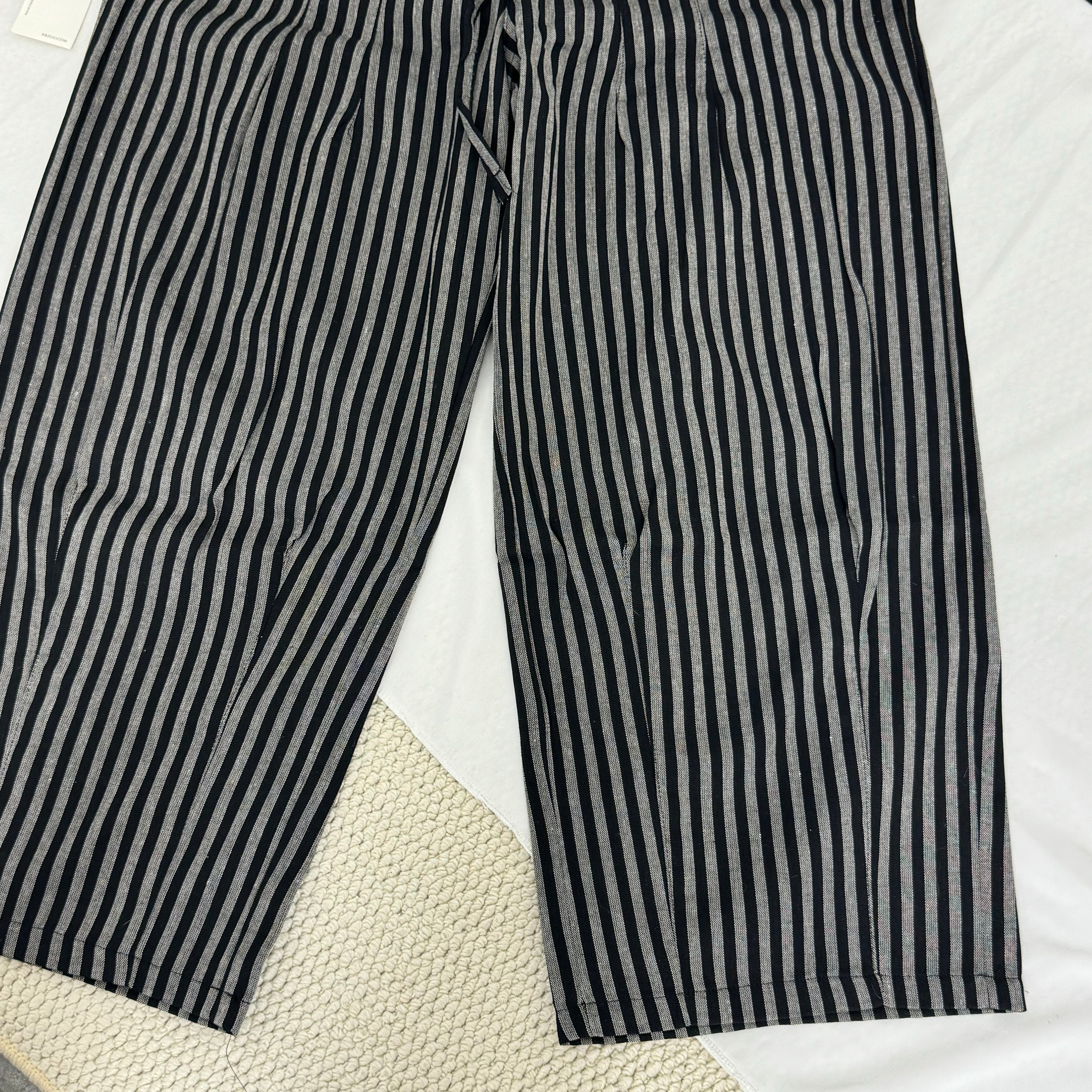 Lazy And Draping Straight-Leg Trousers PinTow
